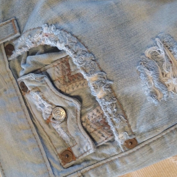 LADIES Jeans by𝅺 TRUE RELIGION - Picture 6 of 17